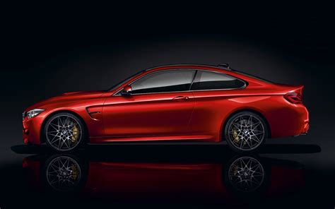 2019 BMW M4: New photos of the new darkened taillights