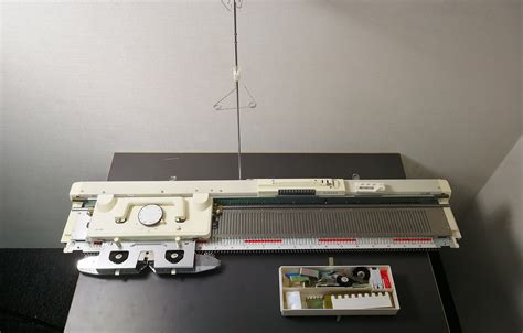 Singer Knitting Machine How To 的图像结果