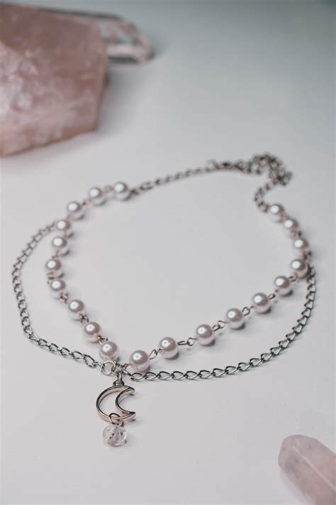 Gargantilha Stardust com Lua - Dark Spell - Acessórios Místicos e Alternativos