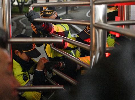 Photos: Martial law ends in South Korea hours after president declared ...