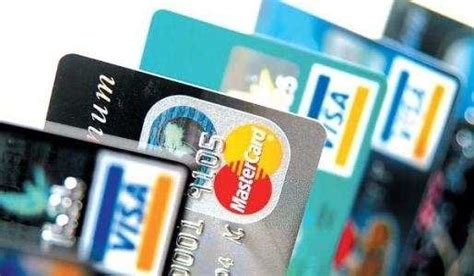 去银行可以办理信用卡吗(申请信用卡时，怎么才能不被银行套路？) | 说明书网