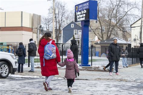 Secret Service agents, not ICE, attempted to access Hamline Elementary ...