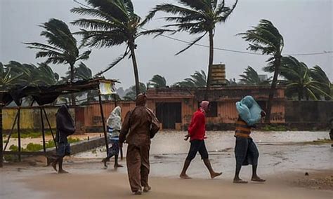Heavy rain floods roads, subways, homes in Kovai