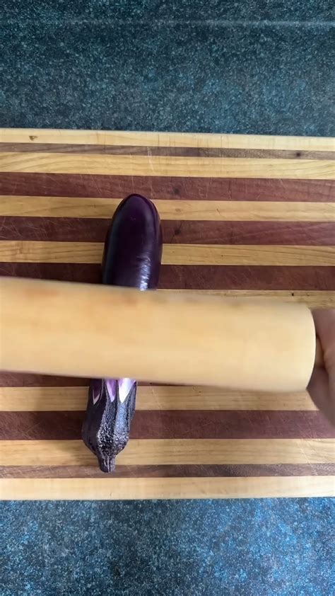 why is it called an eggplant. - YouTube