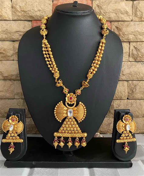 Traditional Gold Plated Antique Golden Necklace Set For Women – Gehna Shop
