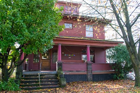 Intern-Approved: Historic Coffeehouse Houses - Restore Oregon