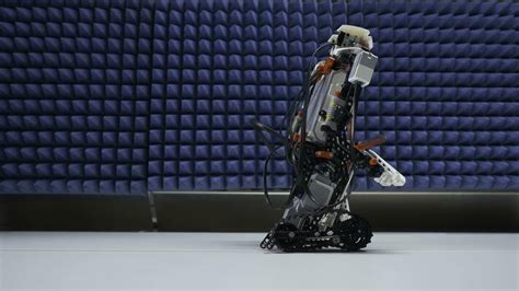 Robot Box with Legs 的图像结果