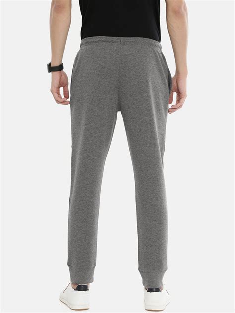 Buy Men's Solid Comfort Jogger @ Rs ₹ 285 | Fila India