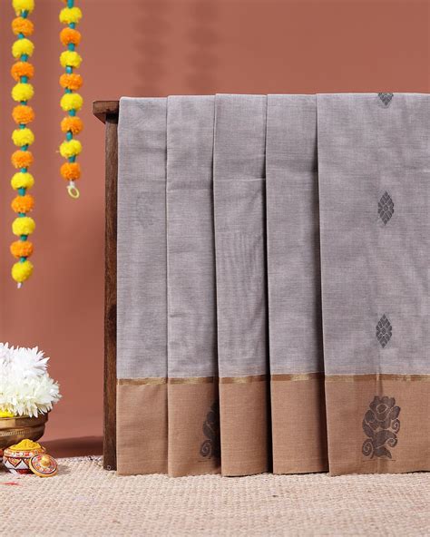 Handloom Khadi Cotton Saree with Contrast Printed Blouse and Tassel ...