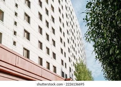 Building Interior Side View 的图像结果