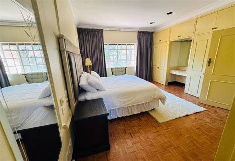 The Townhouse on Baines the perfect place for holiday or business trip ...