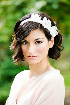 Shoulder Length Hair Style For Wedding by How To Get Those Wedding Hairstyles For Shoulder Length Shoulder Length Hair Style For Wedding
