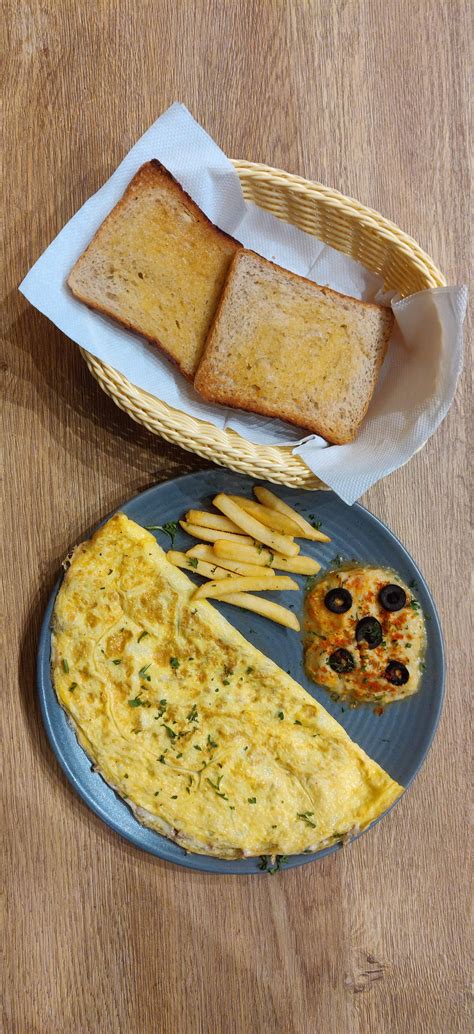 Treat Yourself To A Wide Variety Of Egg Dishes At Yolkshire | LBB
