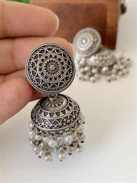 NAVYA JHUMKA – SHIMULI