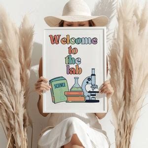 Welcome to Science Lab Sign 的图像结果