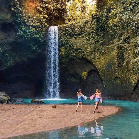 https://www.discovabali.com/wp-content/uploads/2020/12/Tibumana-Waterfall-1.jpg