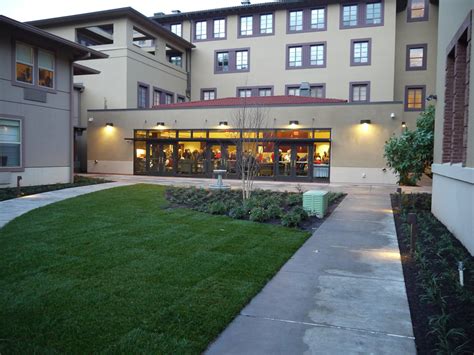 Senior Living | Mary's Woods at Marylhurst | R&H Construction