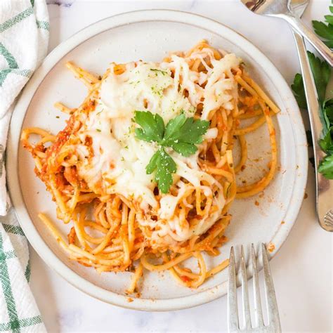 White Baked Spaghetti Recipe Cheesy Baked Spaghetti The Rockstar