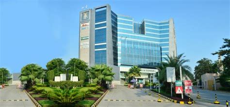 Retail Shop for Sale Spaze Platinum Tower Sohna Road | Furnished ...