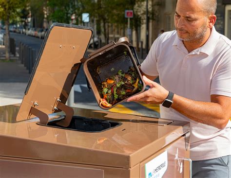 Je composte pour nourrir mon jardin - Gestion des déchets Aix-Marseille ...