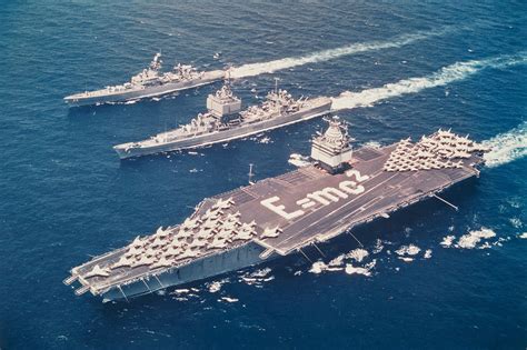 Harnessing the Atom: Hyman G. Rickover and the Birth of the Nuclear ...