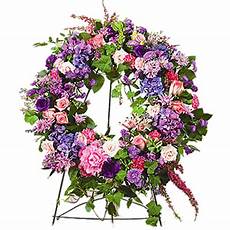 ghirlande di fiori italia in fiore comprare e inviare ricorrenze ghirlande di fiori italia in fiore comprare e inviare ricorrenze