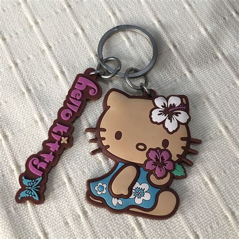 Hello kitty Hawaii keychain plush - munimoro.gob.pe