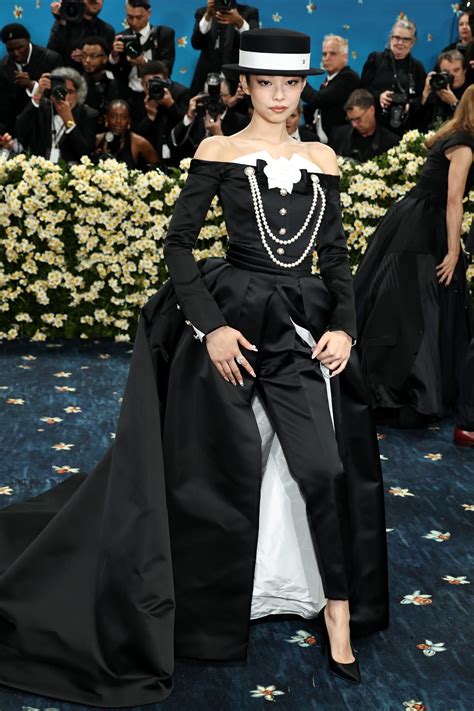 Met Gala 2025 Red Carpet Looks: See Every Celebrity Outfit and Dress | Met gala outfits, Gala ...