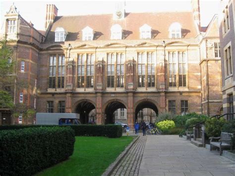 Sedgwick Museum of Earth Sciences in cambridge United Kingdom - reviews ...