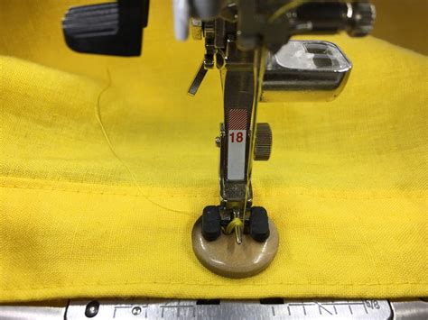 Bernina Buttonhole Tutorial 的图像结果