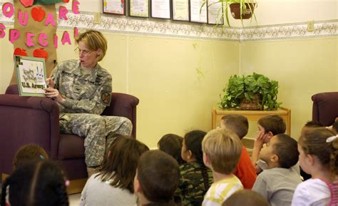 Garrison commander shares meaning of Army's birthday with children ...