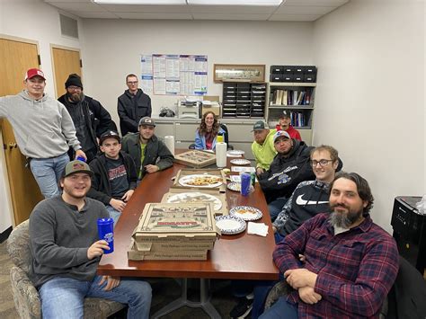 Local. 250 Logo 的图像结果