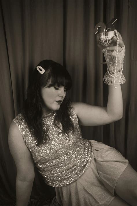 Arch+Pics+Girl+Thong Photos, Download The BEST Free Arch+Pics+Girl ...