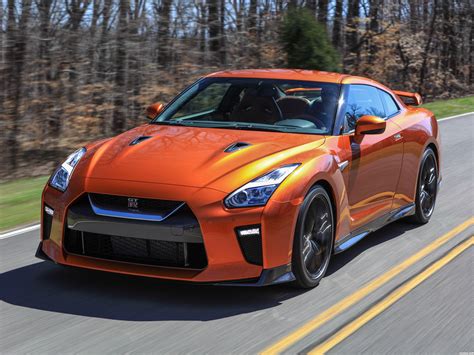 Fotos de Nissan GT-R R35 USA 2016