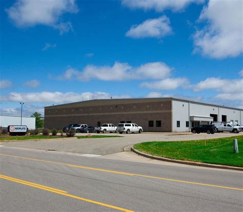 Road Equipment Parts Center