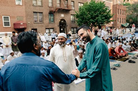Mamdani’s Delicate Quest to Become New York City’s First Muslim Mayor ...