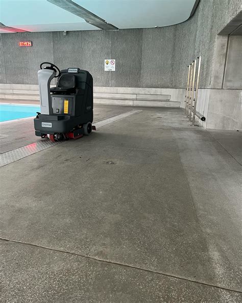 6 Simple But Effective Strategies for Cleaning Warehouse Floors ...