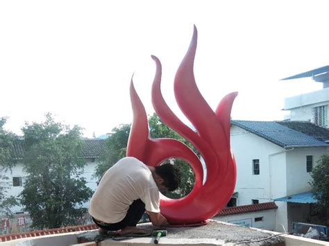 星星之火可以燎原校园主题玻璃钢火炬火焰雕塑艺术摆件_港粤雕塑艺术厂家-站酷ZCOOL