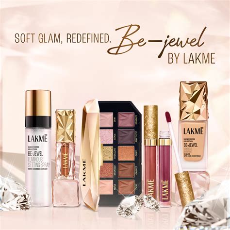 Lakmē Be-Jewel Luminous Skin Tint