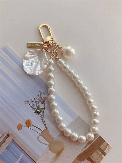 Keychains | Buy Fashion Accessories Online Australia | SHEIN Australia