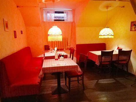 BACK IN U.S.S.R (St. Petersburg) - Guesthouse Reviews & Photos ...