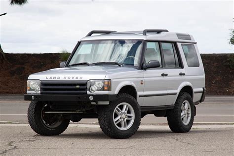 Land Rover Discovery Camper - In the middle of a full camper conversion ...