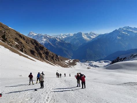 Sar Pass Trek in May-June 2026 | Book @ 30% Off | TrailHikers®