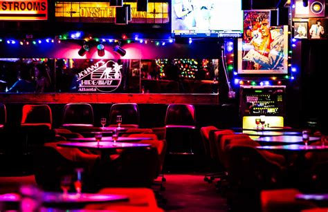 Take a look inside legendary Buckhead nightclub Johnny's Hideaway ...