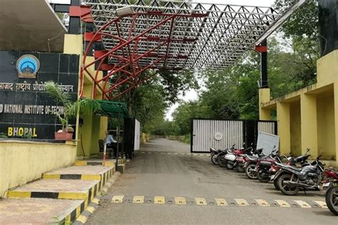 MANIT Bhopal Faculty Profile - CollegeBatch.com