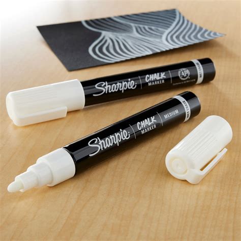 Sharpie® White Medium Point Wet Erase Chalk Markers, 2ct. | Michaels ...