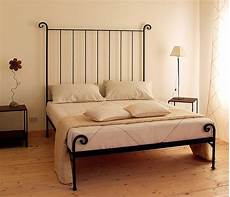 letti in ferro con contenitore letto ferro battuto occasione letti a prezzi scontati letti in ferro con contenitore letto ferro battuto occasione letti a prezzi scontati