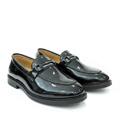 MEN’S BLACK GLOSSY FORMAL LOAFER SHOES – MERCYCLASSIX