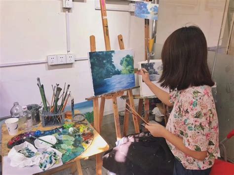 重庆龙行美术培训画室教学环境