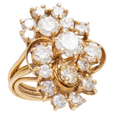 14k Gold Natural Diamond Cluster Ring For Sale at 1stDibs | 1980s ...